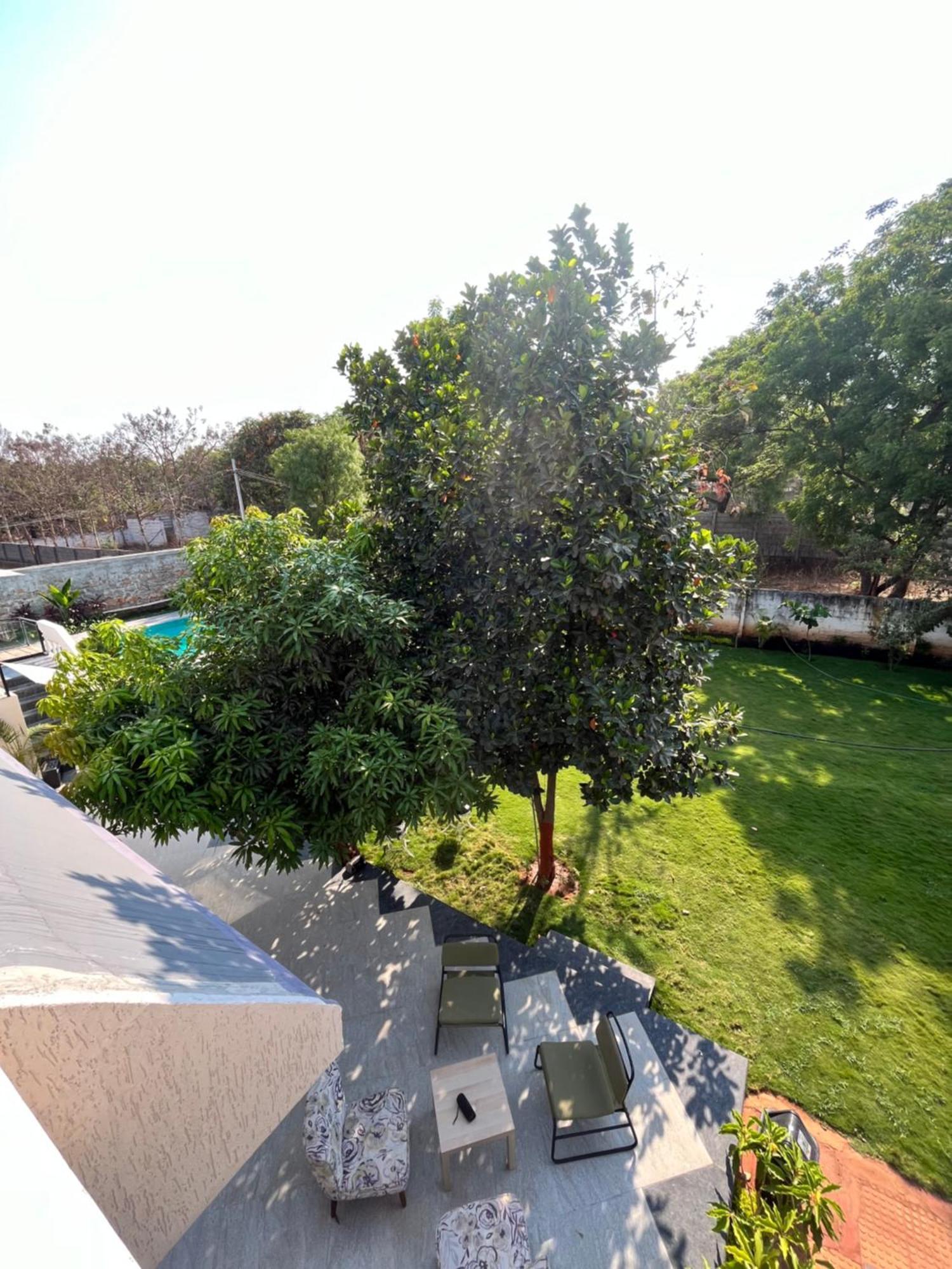 Jlr Farm Stay Haiderabad Buitenkant foto