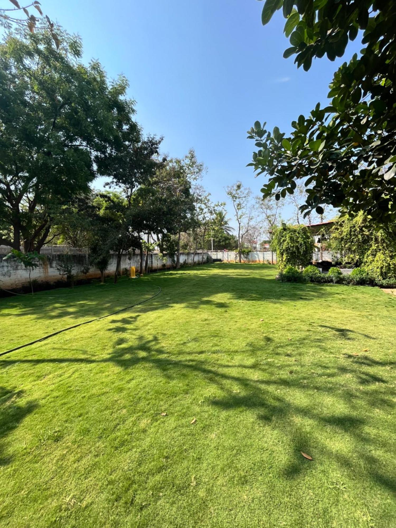 Jlr Farm Stay Haiderabad Buitenkant foto