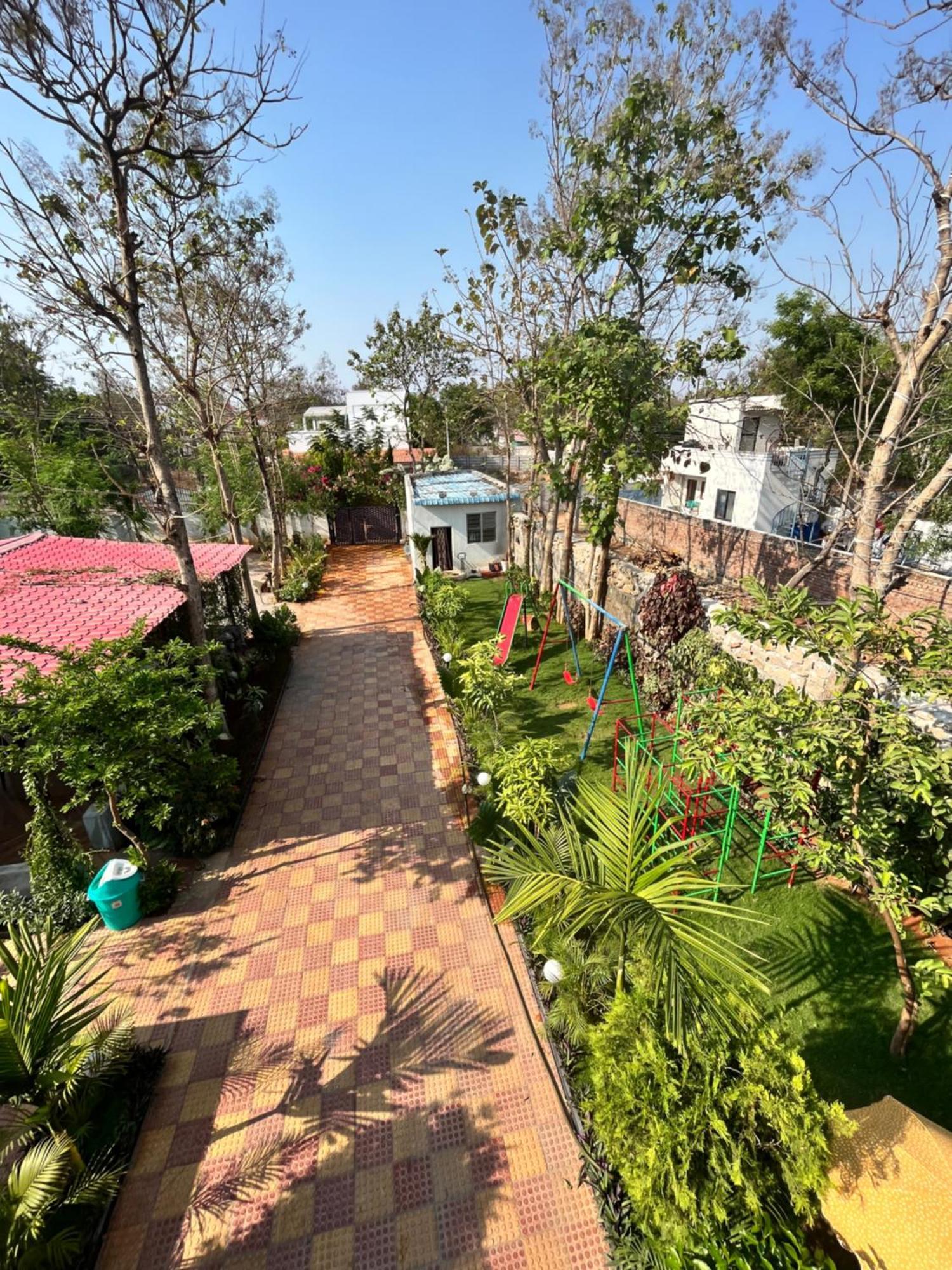 Jlr Farm Stay Haiderabad Buitenkant foto